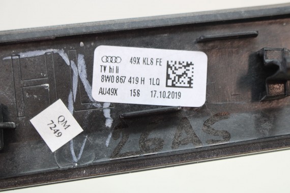 AUDI A4 A5 LISTWY OZDOBNE DRZWI DEKOR 8W0867409AA 8W0867410B 8W0867410AA 8W0867419H 8W0867420H F5 b9 8W0 867 409 PIANO 1LQ czarn