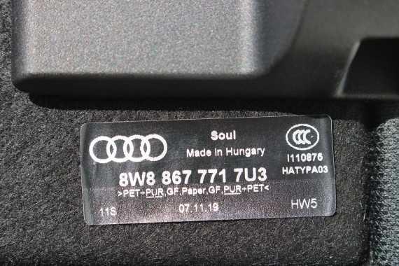 AUDI A5 S5 SPORTBACK PÓŁKA TYLNA czarna 8W8867769 8W8867771 kolor 7U3 czarny 8W8867769  8W8867769 8W8867771  8W8867769 8W tył F5