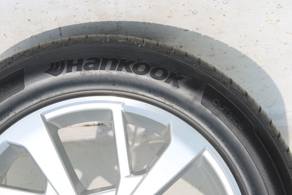 AUDI Q3 II FELGI 18 cali 83A601025J OPONY LATO KOŁA felga 83A 601 025 j 7J*18H2 ET43 opona LATO HANKOOK 235/55/18 100v ventus s1