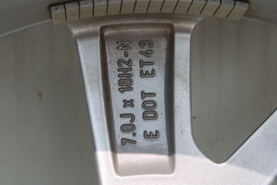 AUDI Q3 II FELGI 18 cali 83A601025J OPONY LATO KOŁA felga 83A 601 025 j 7J*18H2 ET43 opona LATO HANKOOK 235/55/18 100v ventus s1