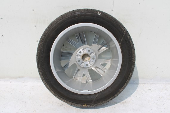 AUDI Q2 FELGI 17 OPONY LETNIE KOŁA 81A601025C felga 7J*17H2 ET45  opona LATO Bridgestone Turanza T001 215/55/17 94V 81A cali