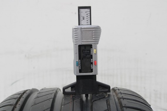 AUDI Q2 FELGI 17 OPONY LETNIE KOŁA 81A601025C felga 7J*17H2 ET45  opona LATO Bridgestone Turanza T001 215/55/17 94V 81A cali