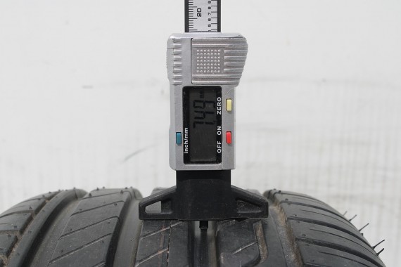 AUDI Q2 FELGI 17 OPONY LETNIE KOŁA 81A601025C felga 7J*17H2 ET45  opona LATO Bridgestone Turanza T001 215/55/17 94V 81A cali