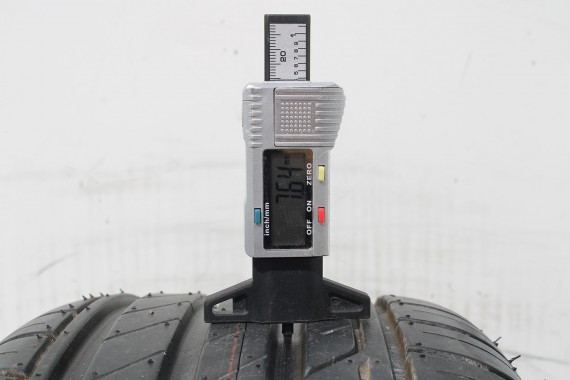 AUDI Q2 FELGI 17 OPONY LETNIE KOŁA 81A601025C felga 7J*17H2 ET45  opona LATO Bridgestone Turanza T001 215/55/17 94V 81A cali