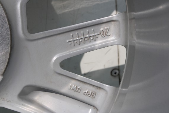 AUDI Q2 FELGI 17 OPONY LETNIE KOŁA 81A601025C felga 7J*17H2 ET45  opona LATO Bridgestone Turanza T001 215/55/17 94V 81A cali