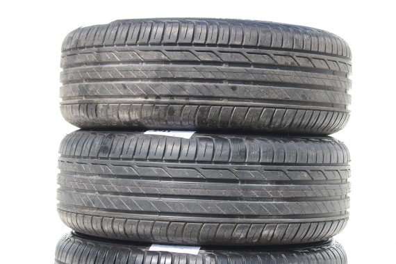AUDI Q2 FELGI 17 OPONY LETNIE KOŁA 81A601025C felga 7J*17H2 ET45  opona LATO Bridgestone Turanza T001 215/55/17 94V 81A cali