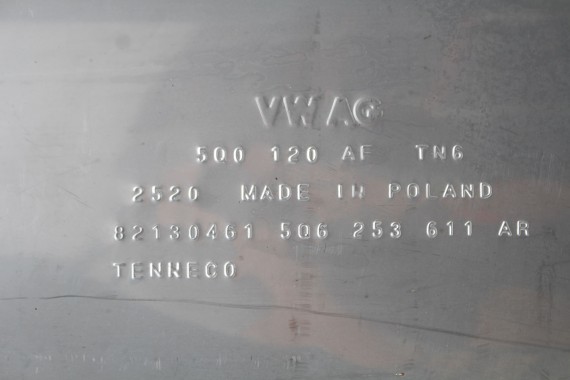 AUDI Q2 WYDECH TŁUMIK 5Q0253211BA 5Q6253611AR 1.0 TSi benzyna 5Q0 253 211 BA 5Q6 253 611 środkowy 81A253181R 5Q0253609 5Q0253209