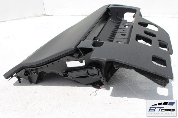 AUDI A4 A5 SCHOWEK KONSOLI PASAŻERA 8W1880302 8W1 880 302 STRONA PRAWA 8W 6PS czarny SCHOWKI 8W1880302 8W1880302B 8W1880302D