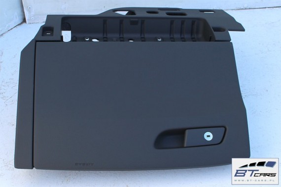 AUDI A4 A5 SCHOWEK KONSOLI PASAŻERA 8W1880302 8W1 880 302 STRONA PRAWA 8W 6PS czarny SCHOWKI 8W1880302 8W1880302B 8W1880302D