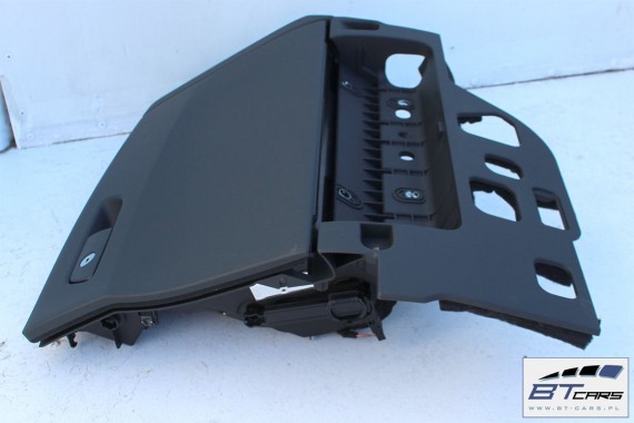 AUDI A4 A5 SCHOWEK KONSOLI PASAŻERA 8W1880302 8W1 880 302 STRONA PRAWA 8W 6PS czarny SCHOWKI 8W1880302 8W1880302B 8W1880302D