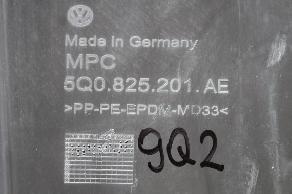 AUDI A3 Q2 VW GOLF 7 VII OSŁONA PODŁOGI 5Q0825201AE 5Q0825202L 5Q0825201AF 5Q0825202E 5Q0825201J 5Q0825202J 5Q0825271 5Q0825272A