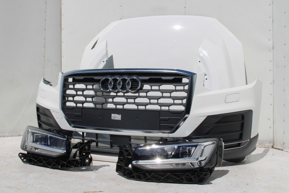 AUDI Q2 PRZÓD maska błotniki zderzak pas przedni lampy wzmocnienie błotnik lampa 81A FULL LED Kolor: T9T9 	LY9C Biel ibisa Biały