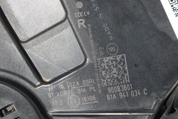 AUDI Q2 PRZÓD maska błotniki zderzak pas przedni lampy wzmocnienie błotnik lampa 81A FULL LED Kolor: T9T9 	LY9C Biel ibisa Biały