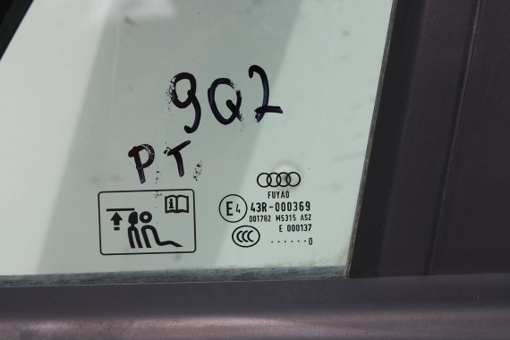 AUDI Q2 DRZWI PRAWE PRZÓD + TYŁ STRONA PRAWA przednie + tylne 2 sztuki Kolor T9T9 LY9C Biel ibisa Biały 81A 81A831052 81A833052