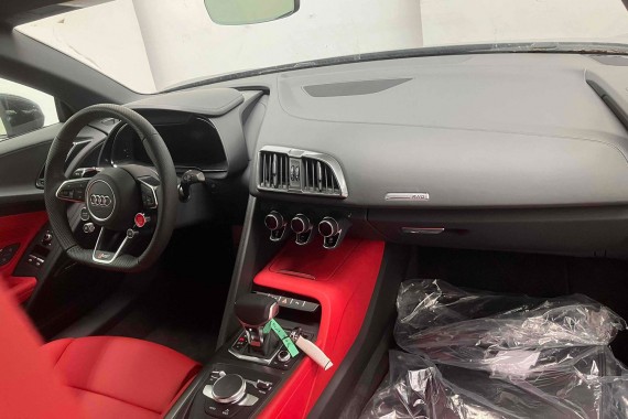 AUDI R8 4S GŁOŚNIKI WZMACNIACZ BANG&Olufsen Głośnik subwoofer Premium Sound system z dźwiękiem 3D 4S0035465 4S0035465A 4S7035307