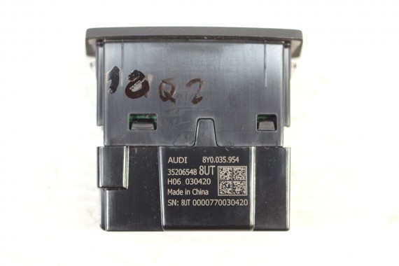 AUDI A1 A3 Q2 GNIAZDO USB 8Y0035954 8Y0 035 954 PRZETWORNIK NAPIĘCIA USB PRZYŁĄCZE Podwójne gniazdo 8Y0035954