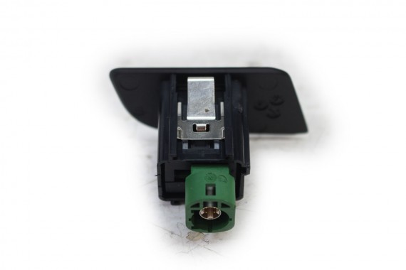 AUDI A3 FL A6 FL A7 FL Q2 PORT USB 81C035726 81C 035 726 PRZYŁĄCZE ZEWNĘTRZNEGO ŹRÓDŁA AUDIO GNIAZDO WEJŚCIE