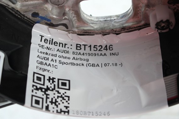 AUDI A1 A3 Q3 KIEROWNICA 82A419091AA 82A 419 091 AA SKÓRA F5 81A INU - czarny (soul) 82A 8Y 83A FY