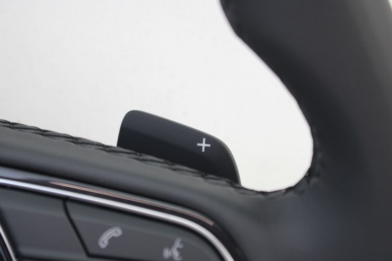 AUDI A4 A5 KIEROWNICA + BIEGI 8W0419091FP kolor INU - czarny 8W0 419 091 FP 8W B9 F5 multifunkcyjna skórzana MULTI