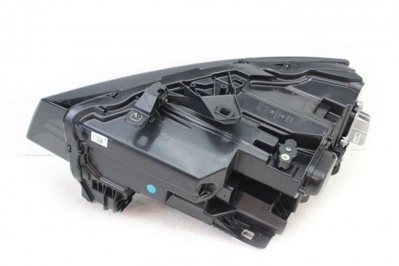 AUDI Q2 FL LAMPA PRZÓD 81A941012D FULL LED PRZEDNI PRZÓD REFLEKTOR 81A 941 012 D PRAWY LIFT 	Q2 GA 81A