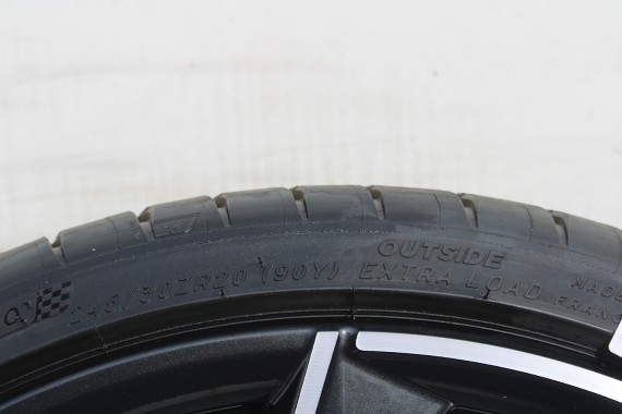 AUDI R8 II 4S FELGI 4S0601025CB 18 cali + OPONY LETNIE KOŁA felga 11J*20H2 ET47 opona 4S0601025BT SPORT 5-V-Speichen Michelin