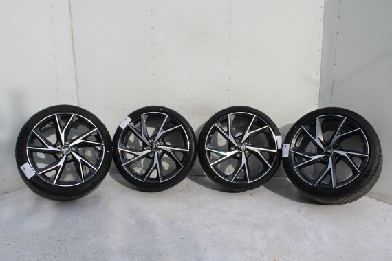 AUDI R8 II 4S FELGI 4S0601025CB 18 cali + OPONY LETNIE KOŁA felga 11J*20H2 ET47 opona 4S0601025BT SPORT 5-V-Speichen Michelin