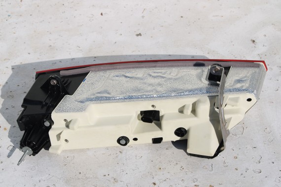 AUDI R8 II 4S ZDERZAK + KLAPA BAGAŻNIKA Matrix lampy lampa 0E0E LY9T Czarny CABRIO 4S7827029 4S7807649B 4S0807303E 4S0945095A