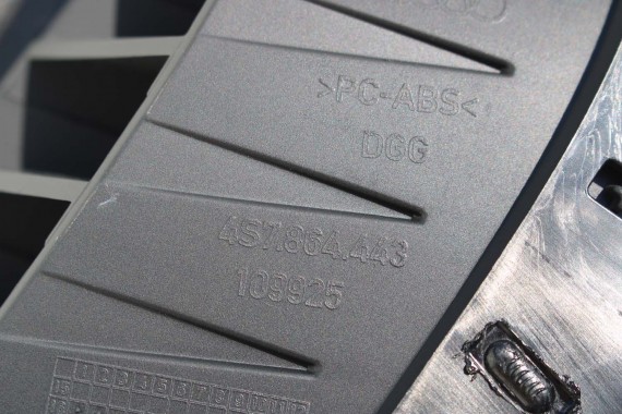AUDI R8 CABRIO SŁUPEK B WYKOŃCZENIE poszycie 4S7867035E 4S7867036E dolne słupka słupki RAMA DACHU 25D czarny 4S7867035 4S7867036