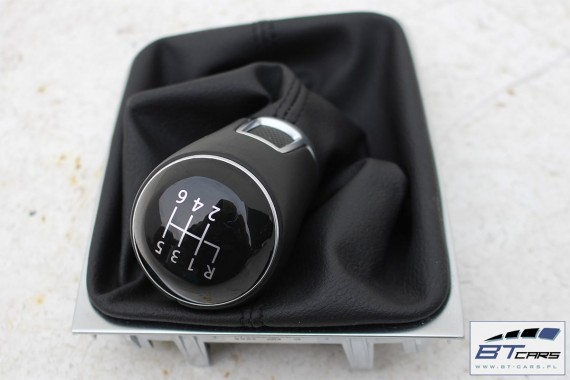 VW GOLF 7 GAŁKA ZMIANY BIEGÓW + MIESZEK 5G1711113C 5G1 711 113 C Kolor: MIT - czarny satynowy / srebrny 5G, 5Q 2013-