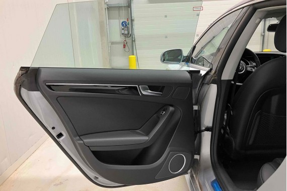 AUDI A4 A5 Q2 Q5 Q7 RĄCZKI PODSUFITKI 8R0857607H 8R0 857 607 H 8R0857607 RĄCZKA KOMPLET uchwyt 8R0857607D VW AMAROK 8R0857607H