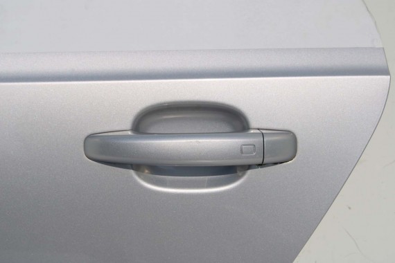 AUDI A5 SPORTBACK DRZWI LEWE PRZÓD + TYŁ STRONA LEWA przednie tylne 2 sztuki L5L5 LZ7G Florettsilber Srebrny 8T8831051 8T8833051