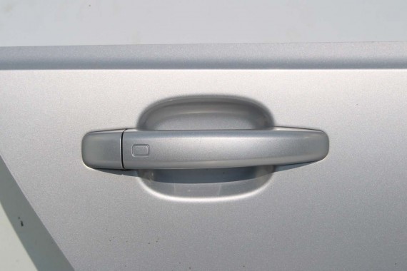 AUDI A5 SPORTBACK DRZWI PRAWE PRZÓD + TYŁ STRONA PRAWA przednie + tylne 2 sztuki 8T 8T8 L5L5L Z7G Srebrny 8T8831052 8T8833052