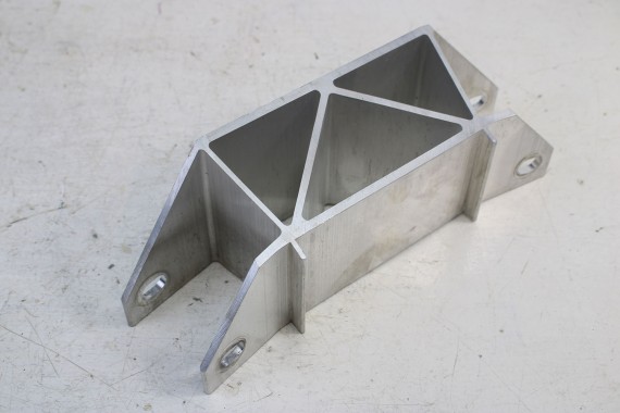 AUDI R8 II 4S WSPORNIK ŁAPA 4S0802871A 4S0 802 871 A 4S0802871A silnik ŁOŻE podpora  MOCOWANIE UCHWYT