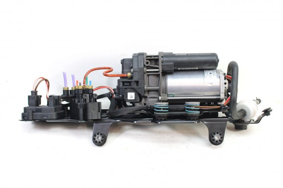 AUDI Q8 E-TRON POMPA...