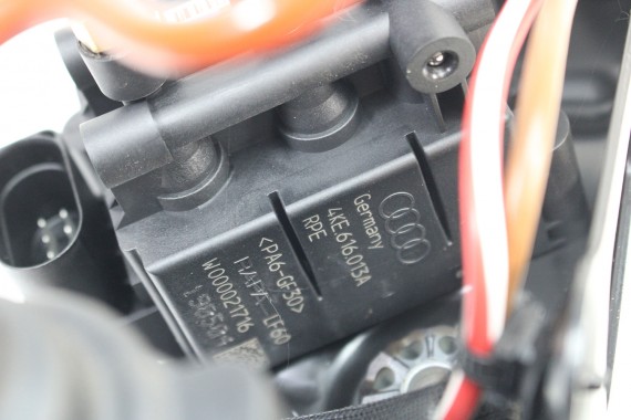 AUDI Q8 E-TRON POMPA ZAWIESZENIA 4KE616005E SPRĘŻARKA KOMPRESOR 4KE 616 005 ETRON 4KE616005E 4KE616005 pneumatycznego 4KE616005