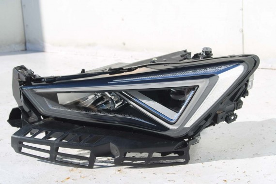 SEAT TARRACO PRZÓD MASKA ZDERZAK maska pas przedni lampy wzmocnienie błotnik lampa 2T2T LC9X głęboka czerń FULL LED