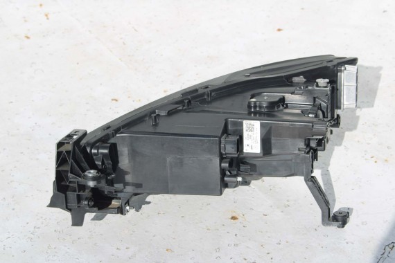 SEAT TARRACO PRZÓD MASKA ZDERZAK maska pas przedni lampy wzmocnienie błotnik lampa 2T2T LC9X głęboka czerń FULL LED