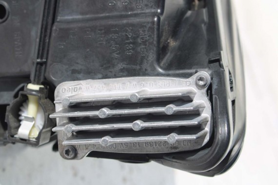 SEAT TARRACO PRZÓD MASKA ZDERZAK maska pas przedni lampy wzmocnienie błotnik lampa 2T2T LC9X głęboka czerń FULL LED