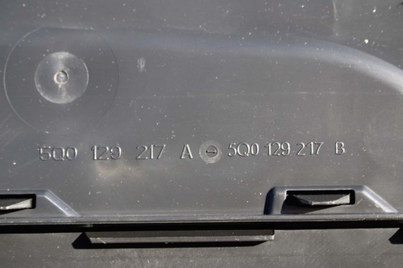 AUDI VW SEAT SKODA ŁAPAK WLOT POWIETRZA PASA 5Q0129254E 5Q0 129 254 E kierownica łapacz dolot kanał 5Q0129254K 5Q0 129 254 E