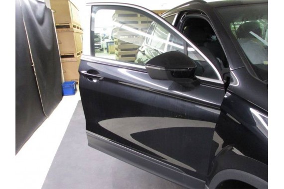 SEAT TARRACO LUSTERKO DRZWI PRAWE 13 pin prawa LC9X zewnętrzne pinów kabli 13pinowe 2T2T LC9X głęboka czerń 13+2 15