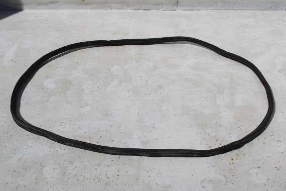 VW POLO USCZELKA DRZWI 6R4867911 6R4867912 karoseryjna 6R4867911C 6R4867912C  6R4867911G 6R4867912G 6R6867911 6R6867912 6R 6C