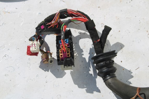 AUDI A6 WIĄZKA Instalacja elektryczna 4F1971072JR 4F1 971 072 JR 4F1971072JQ  4F1 971 072 JQ komory silnika diesel 2.7 - 3.0 TDI