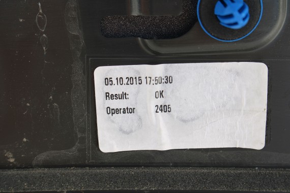 AUDI Q7 SPOJLER KLAPY 4M0827933 LAMPKA STOPU LAMPA KLAPA TYŁ bagażnika 4M0945097 4M0945097 4M 4M0827933A 4M0827933B 4M0 827 933