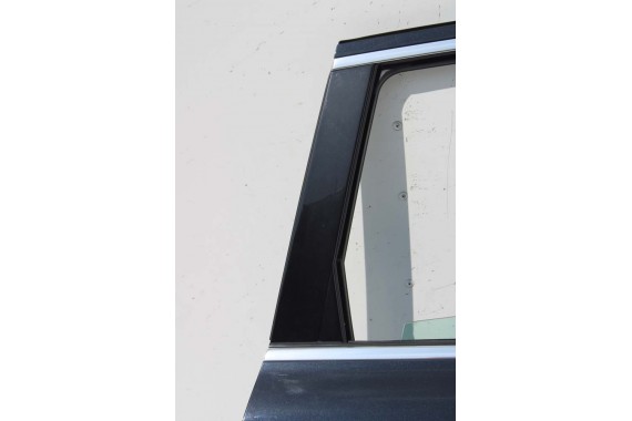 AUDI Q7 DRZWI PRAWE PRZÓD + TYŁ STRONA PRAWA przednie +tylne 2 sztuki 4L Kolor 2T2T LC9X Głęboka Czarny 4L0831052 4L0833052 LIFT
