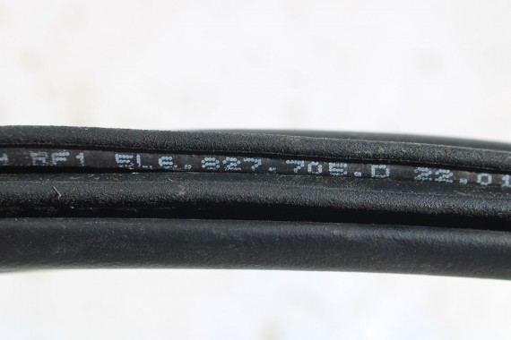 SKODA YETI USCZELKA KLAPY TYŁ 5L6827505D karoseryjna bgażnika 5L6827505D tylnej 5L6827505D 5L6827505C 5L6827505C 5L6 827 505 C
