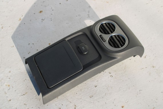 VW TIGUAN WYKOŃCZENIE TUNELU PODŁOKIETNIKA 5N0863289D 5N0819203 OBUDOWA WYKOŃCZENIE TUNELA LIFT 5M0862533D 7N0862533 5N0863289