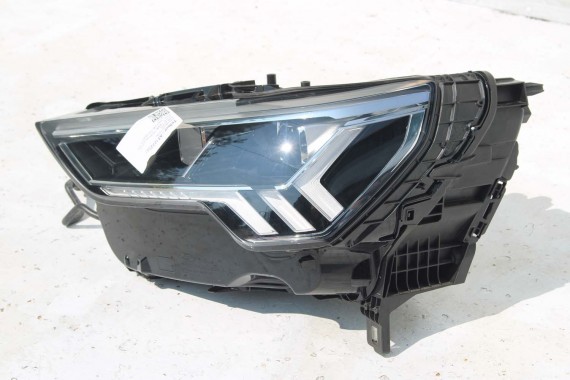AUDI Q3 83A II PRZÓD maska błotniki zderzak pas przedni lampy wzmocnienie błotnik lampa FULL B9B9 LX5E Kosmosblau Niebieski F3