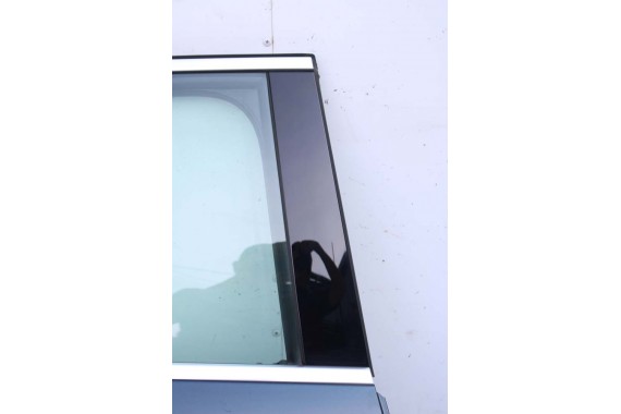 AUDI Q3 II 83A DRZWI PRAWE PRZÓD + TYŁ STRONA PRAWA przednie + tylne 2 sztuki B9B9 LX5E Kosmosblau Niebieski 83A831052 83A833052