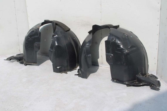 AUDI Q3 NADKOLE PRZEDNIE PRZÓD 83A821171E 83A8211713 83A 821 171 E 83A 821 172 E  lewe prawe 83A821171E  83A821172E 83A821171E