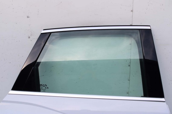 AUDI Q3 II 83A DRZWI PRAWE PRZÓD + TYŁ STRONA PRAWA przednie + tylne 2 sztuki 2Y2Y LS9R Gletscherweiss Biały 83A831052 83A833052